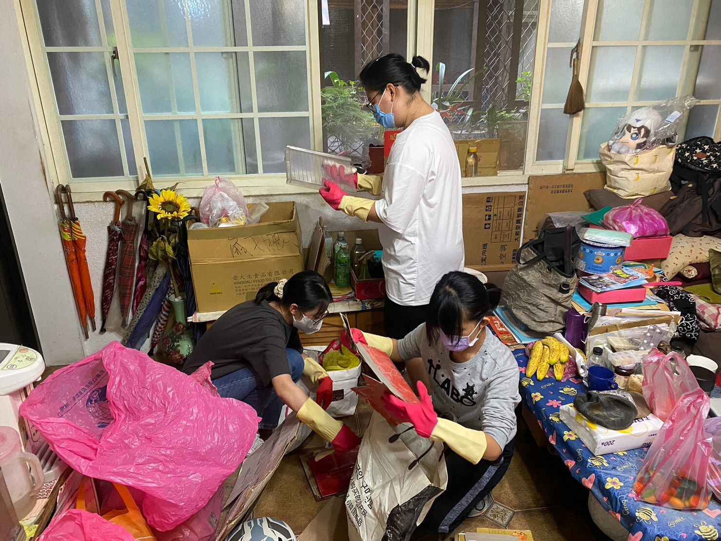 協助獨居老人打掃照片1