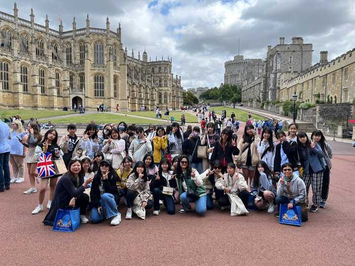 童話故事中的城堡映入眼簾